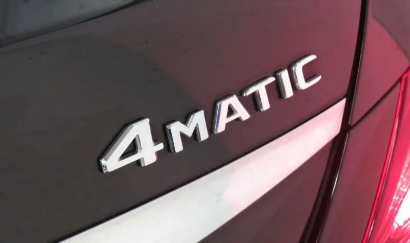 4matic là gì? Hệ thống dẫn động 4matic có gì đặc biệt?