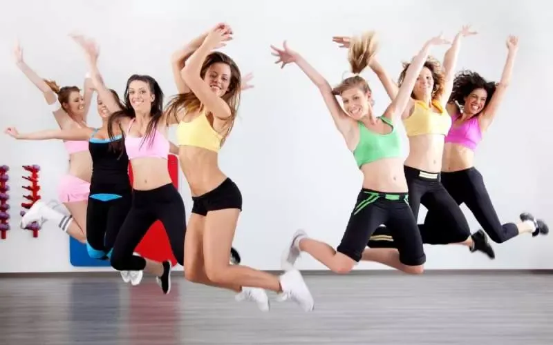 Aerobic là gì? Đối tượng, lợi ích và lưu ý quan trọng khi tập