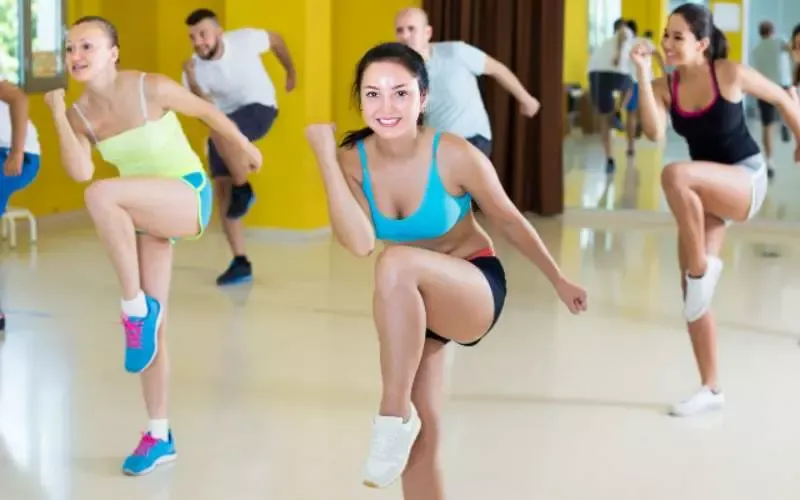 Aerobic là gì? Đối tượng, lợi ích và lưu ý quan trọng khi tập