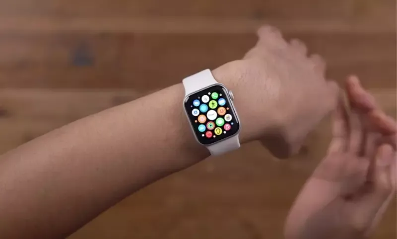 Apple Watch SE là gì? Có nên mua Apple Watch SE?