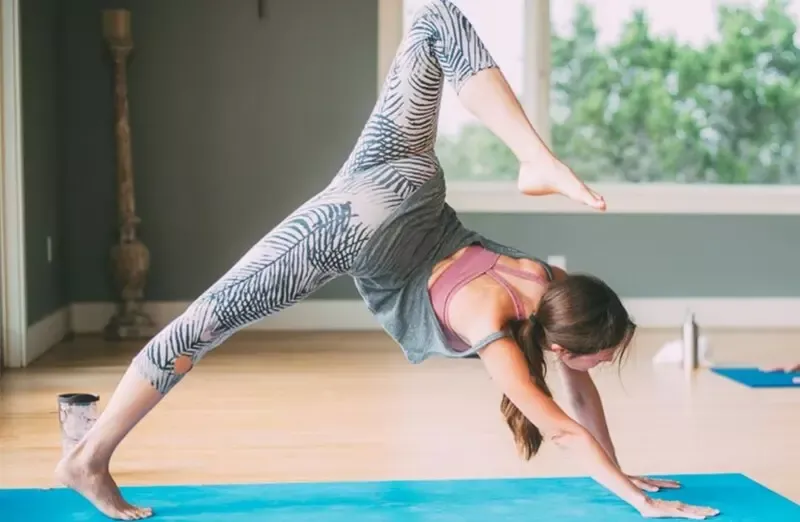 Balance yoga là gì? Tác dụng và tư thế balance yoga tốt cho bạn