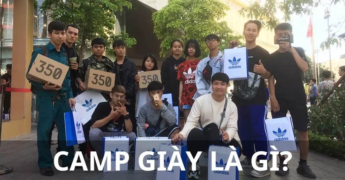 Camp giày là gì? Nguồn gốc của văn hóa camp giày