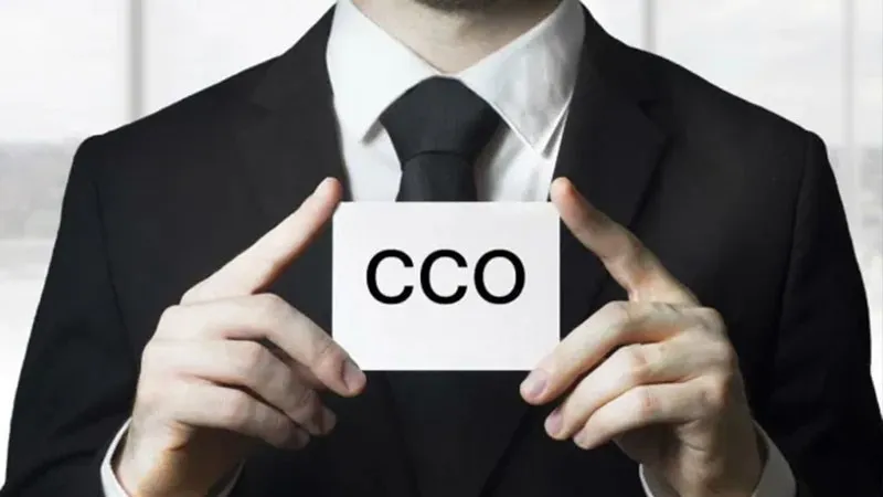 CEO, CMO, CFO, CCO, CPO là gì?