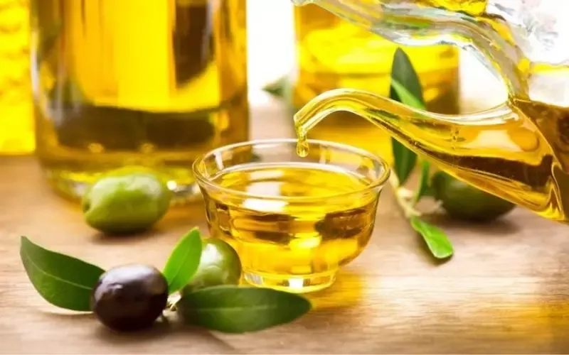 Dầu olive là gì? Công dụng của dầu olive với sức khỏe, sắc đẹp