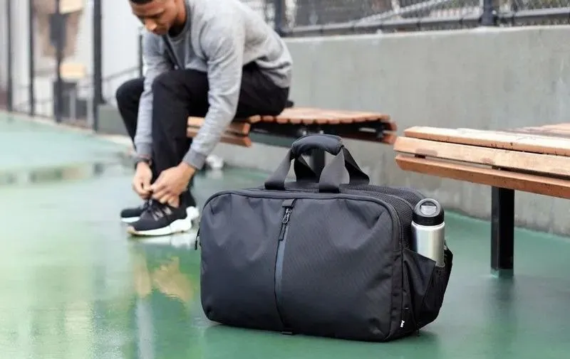 Duffel bag là gì? Tiện ích như thế nào khi đi du lịch và tập luyện?