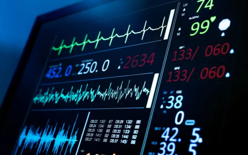 ECG là gì? Công dụng và tầm quan trọng của ECG bạn nên biết