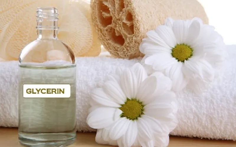 Glycerin là gì? Hướng dẫn cách sử dụng Glycerin để bảo vệ da