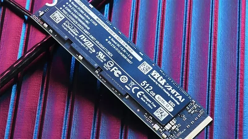 Ổ cứng SSD NVMe là gì? Có nên mua ổ SSD NVMe không?