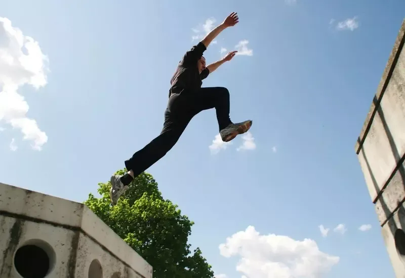 Parkour là gì? Những lợi ích khi tập Parkour mà bạn nên biết