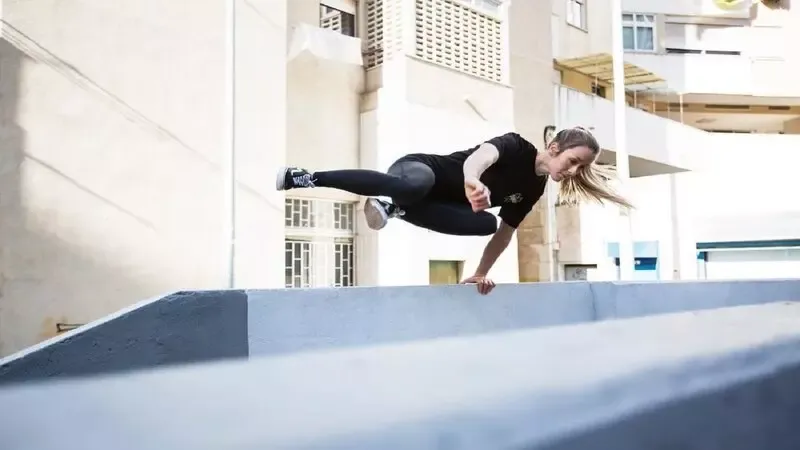 Parkour là gì? Những lợi ích khi tập Parkour mà bạn nên biết