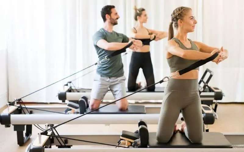 Pilates là gì? 5 lợi ích tuyệt vời tập luyện pilates mang đến cho bạn