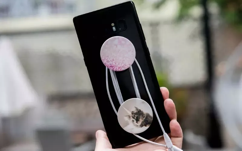 PopSocket là gì? Tại sao người dùng lại thích PopSocket