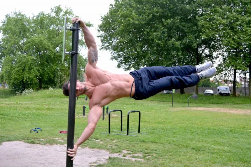 Street workout là gì? Những bài tập cơ bản của street workout